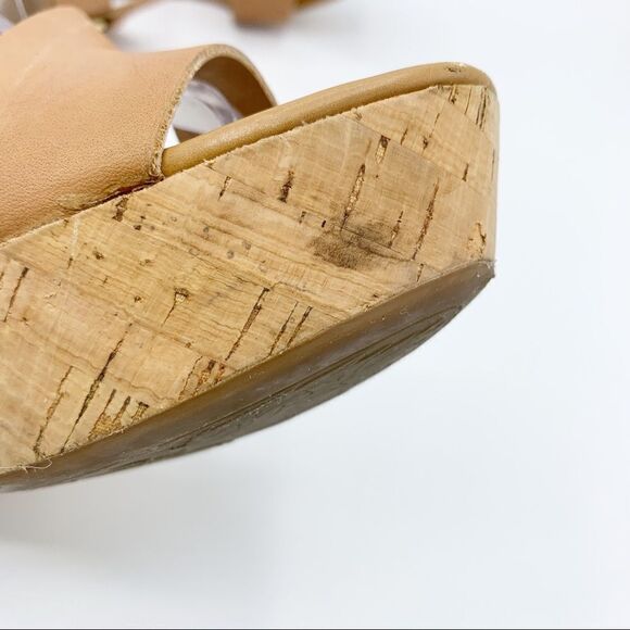 Franco Sarto Surprise Tan Cork Platform Sandals Gold Hardware Ring Detail - Picture 12 of 12